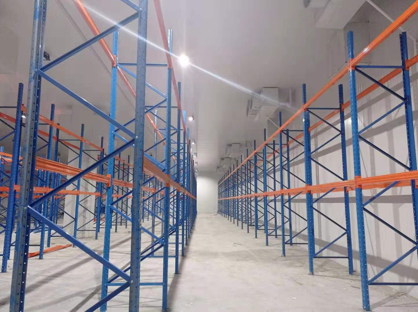 上海-18℃電商食品低溫物流冷庫安裝建造工程