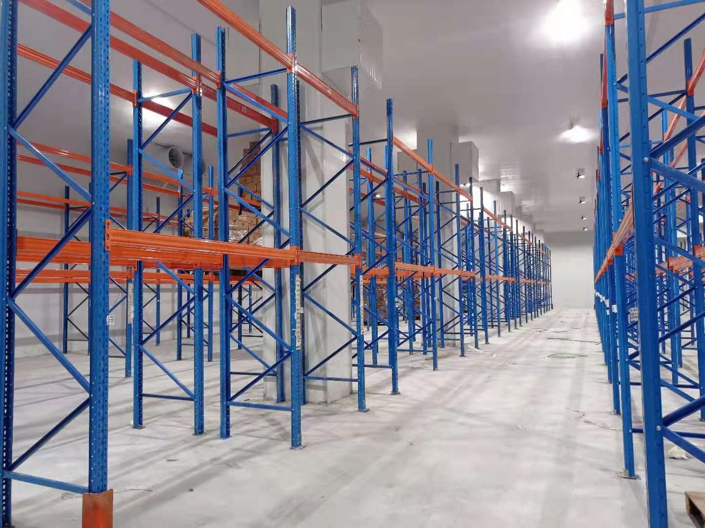 上海-18℃電商食品低溫物流冷庫安裝建造工程