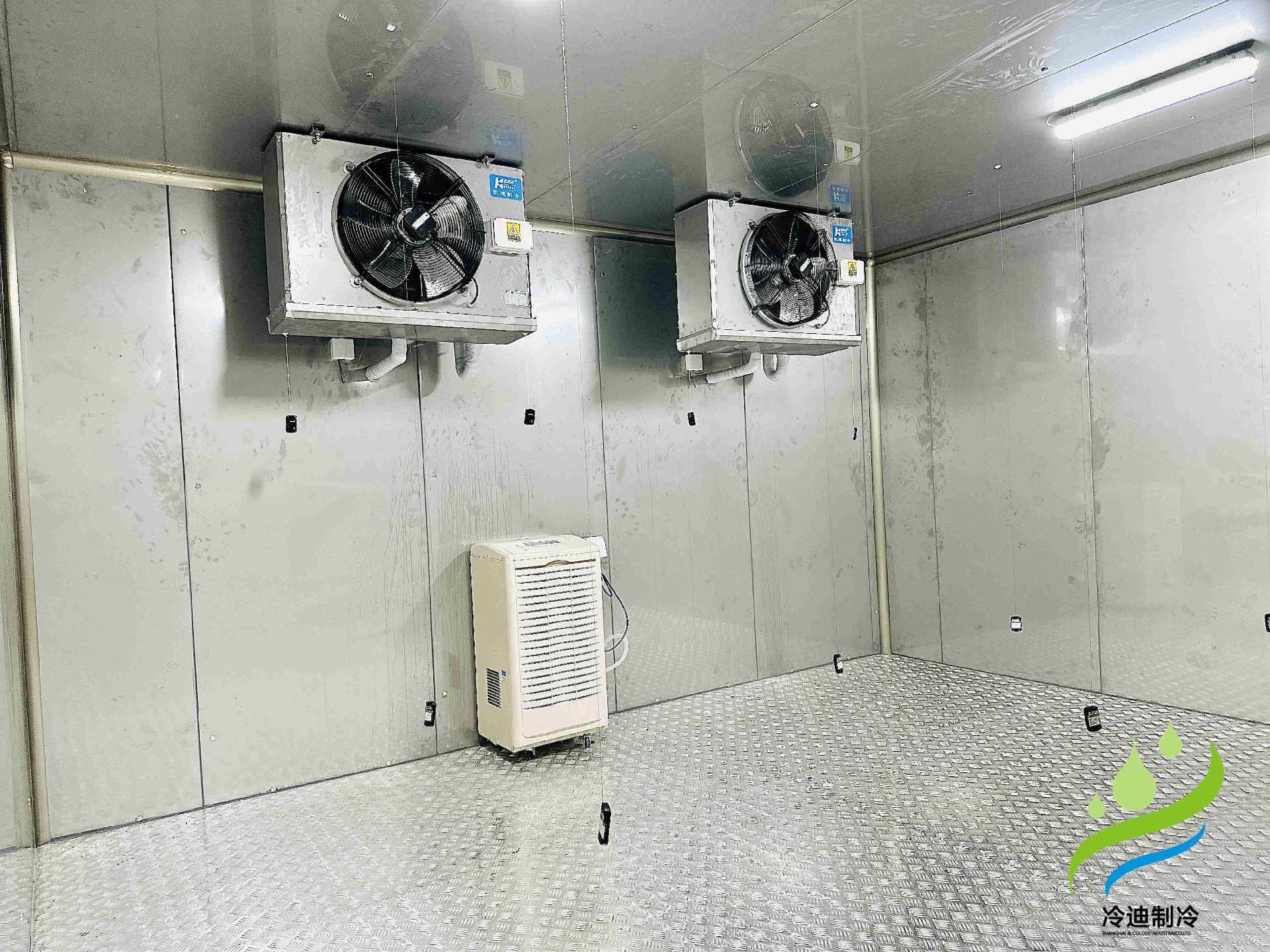 安裝100平方疫苗冷庫造價(jià)需要多少錢？